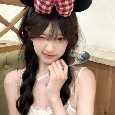 手持绣春刀，请奸佞赴死